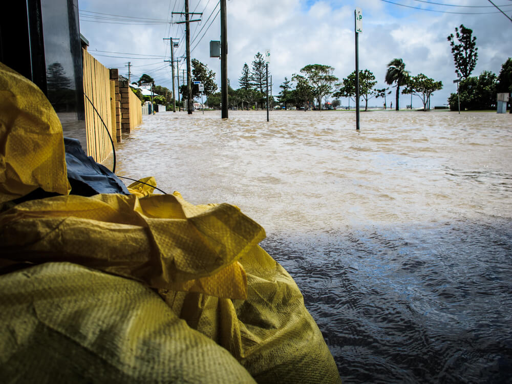 Best Practices for Operating Generators During Rain and Storms